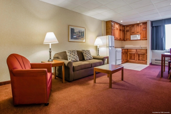 Quality Inn & Suites Downtown